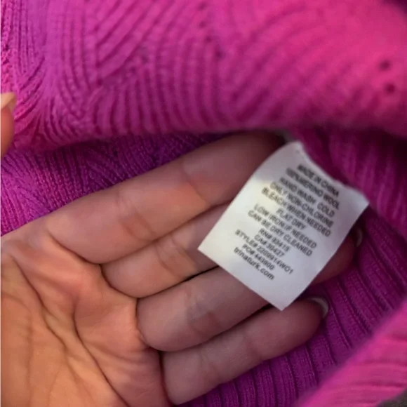 Trina Turk Vibrant Pink Turtleneck Sweater 100% Merino Wool - Picture 6 of 8